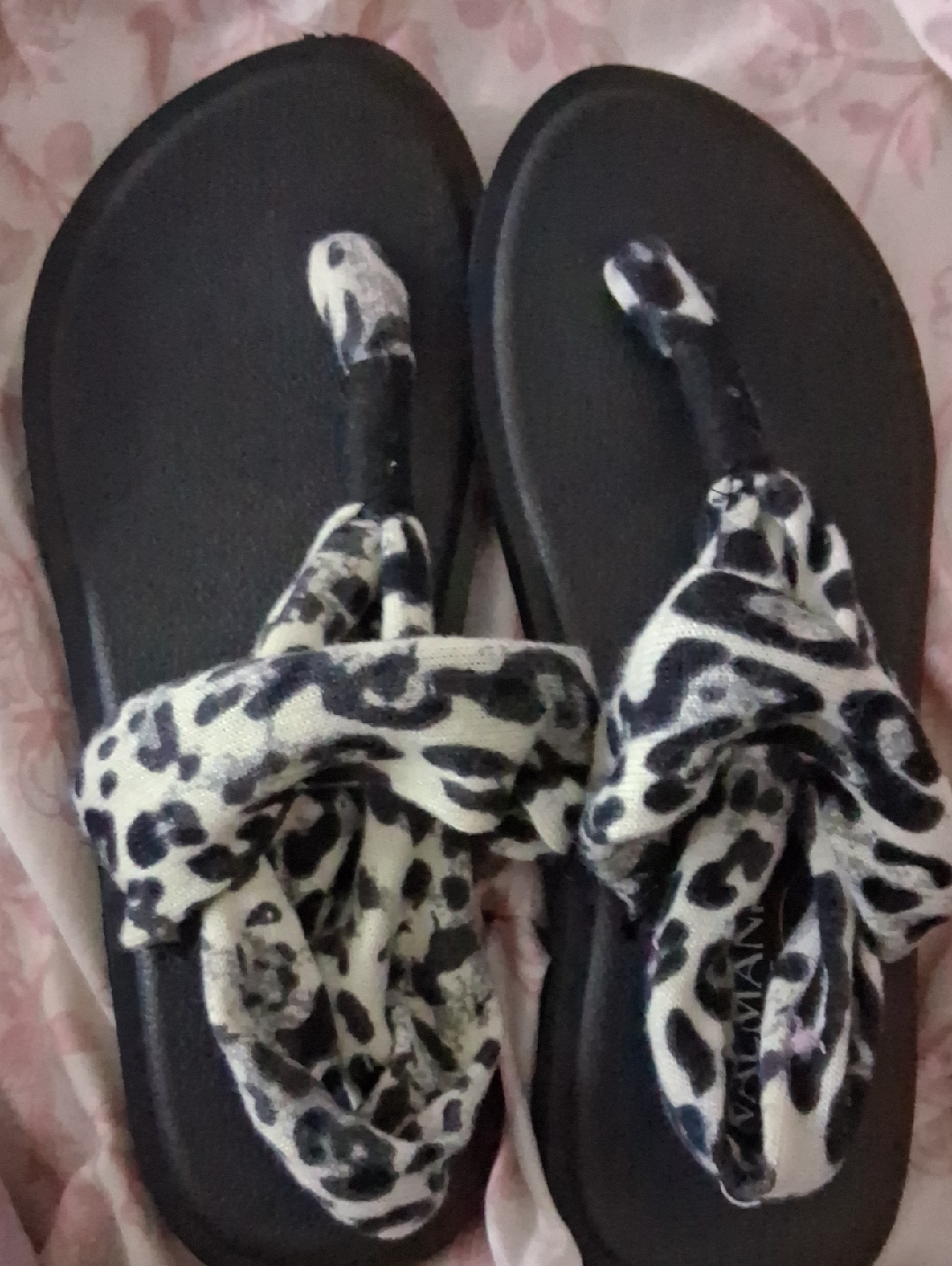Black And White Leopard Print Women's Twist-Style Sandals
